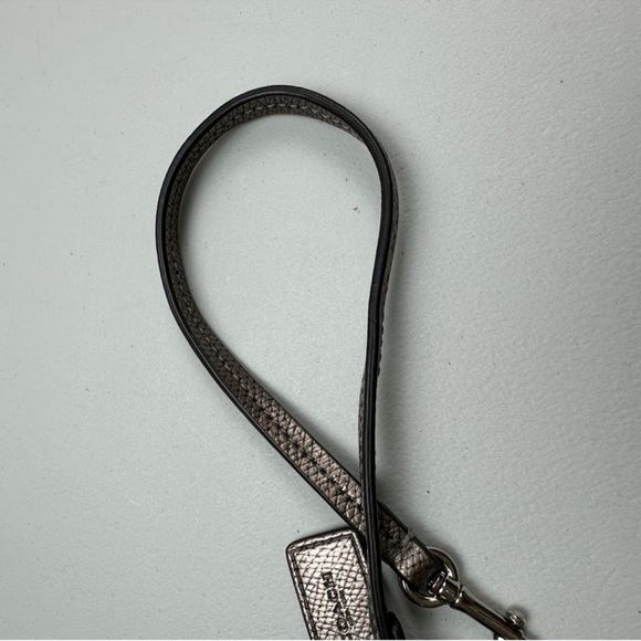 Coach leather wristlet - Picture 14 of 14